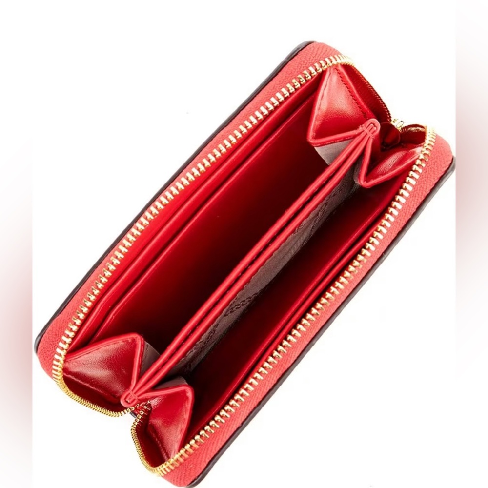 New w Tag - Jet Set Small Signature Logo Semi Lux Zip Around Card Case - Picture 3 of 3
